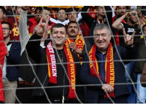 Baki Ersoy’dan, Hakem hataları için TBMM’ye soru önergesi