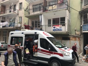 Kuşadası’ndaki yangında 1 kişi dumandan zehirlendi