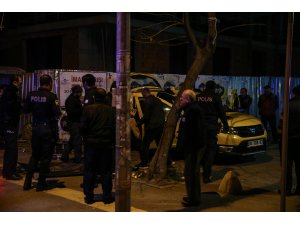 Bakırköy’de ticari takside bir kişi hayatını kaybetti