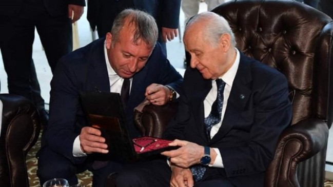 Bahçeli'ye çok özel hediye... Su aygırı, köpek balığı, balina, mors dişi!