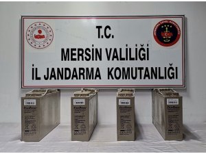 Baz istasyonunda akü çalan 3 kişi yakalandı