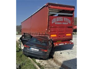 Samsun'da trafik kazası: 1 ölü, 1 yaralı