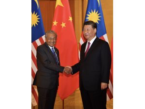 Malezya Başbakanı Mahathir, Çin Devlet Başkanı Şi ile görüştü