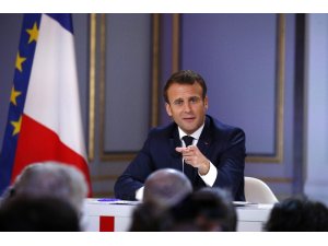 Macron Fransa’nın yeni yol haritasını açıkladı
