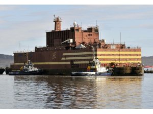 Dünyanın tek yüzer nükleer güç ünitesi Rusya’da ticari faaliyetlerine başlayacak