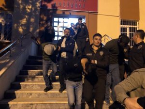 Kablo çalan çete yakalandı