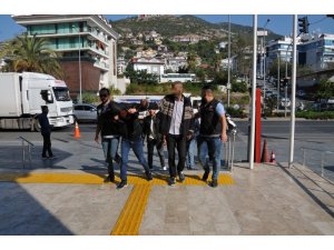 Uyuşturucu tacirlerine ceza yağdı