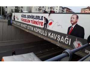 Uşak’ta bunalıma giren genç köprüden atlamak istedi