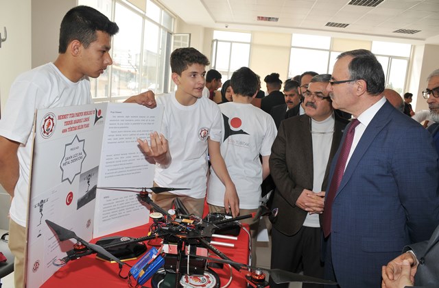 Bu gençler icat çıkarıyor