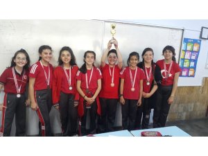 Denizli’de ‘Okullar Arası Küçükler Tenis Turnuvası’ sona erdi