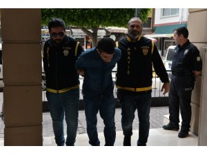 Hamile eşini döverek bebeğin ölümüne sebep olduğu iddia edilen şahıs adliyede