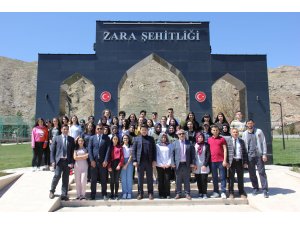 Zaralı öğrenciler Çanakkale'ye uğurlandı