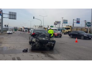 Polisten kaçarken kaza yaptı: 6 yaralı