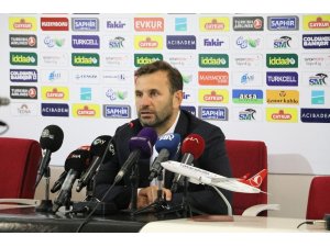 Okan Buruk: "Gol atmayı hak ettiğimiz bir karşılaşmaydı"