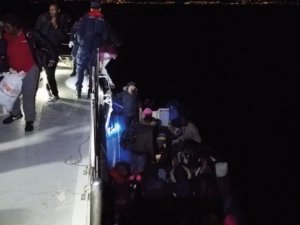 Davutlar’da 42 kaçak göçmen yakalandı