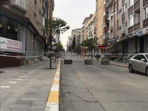 Esenyurt’ta çökmenin yaşandığı mahallede bekleyiş sürüyor