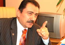 Yazıcıoğlu Ağca'yı tokatladı