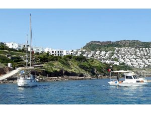 Çalınan Yunan bayraklı tekne Gündoğan açıklarında bulundu