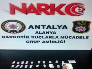 Şüpheli araçtan eroin çıktı