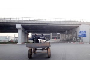 Bekçiler hırsızlık yapan zanlıyı suçüstü yakaladı