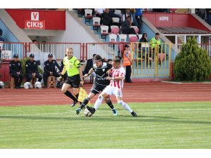 TFF 2. Lig: Kahramanmaraşspor: 2 - Manisa Büyükşehir Belediyespor: 5