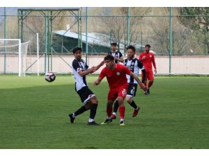 TFF 2. Lig: Sivas Belediyespor: 8 - Etimesgut Belediye: 1