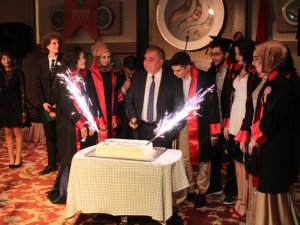 Sistem’de mezuniyet coşkusu