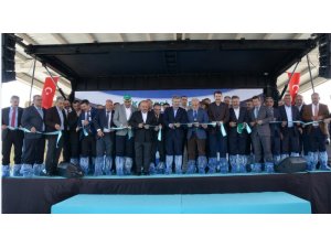 Kayseri Şeker yatırımlarıyla ülke ekonomisi ve tarıma can suyu vermeye devam ediyor