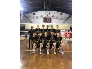 Simavlı genç voleybolcular grup birincisi oldu