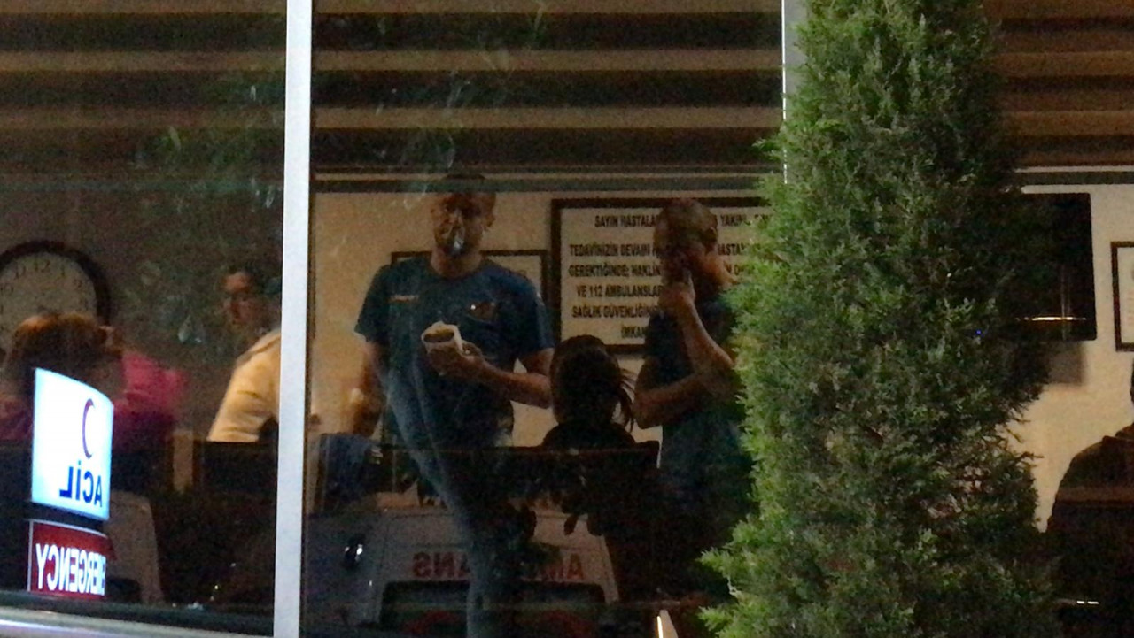 Alanyasporlu futbolcuları taşıyan minibüs kaza yaptı!