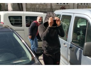 Bekçiler uyuşturucuyla yakaladı