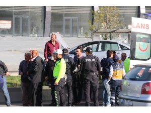 Başkent’te korkutan trafik kazası: 4’ü çocuk 6 yaralı