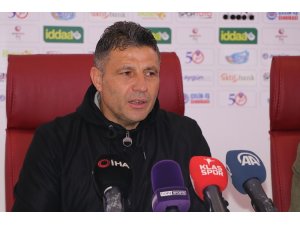 İlhan Özer: “Kalan 3 haftayı en iyi şekilde değerlendirmek istiyoruz”