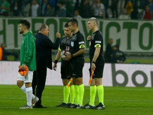 Terim fırçaladı, Hasan Şaş gülümsedi