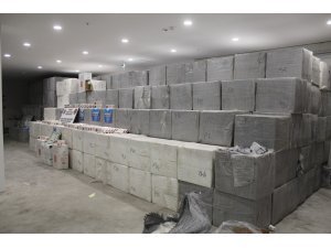 Sarp’ta 627 bin 500 paket kaçak sigara ele geçirildi