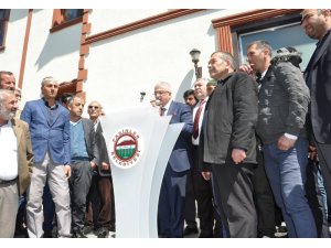 Başkan Ahmet Dölekli görevine başladı