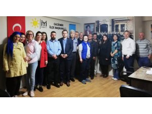 İYİ Parti Gaziemir İlçe Başkanı ve yönetimi istifa etti
