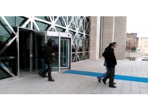 Kars merkezli 7 ilde FETÖ operasyonu
