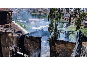 Beyoğlu'nda yangın