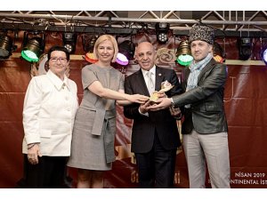 Avrupa’da yılın işadamı ödülü Yavuz Yüksel’e verildi