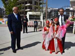 Öğrencilerden, ‘Şehitlik Köşesi’