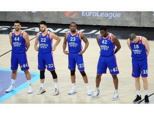 Anadolu Efes, Final-Four aşkına parkeye çıkıyor