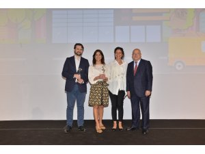 Boyner’in ‘İyiliğe Dönüştür’ projesine Altın Pusula ödülü