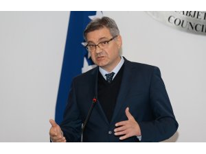 "Balkanlar'da sınırların yeniden çizilmesi, Pandora'nın kutusunu açmaktır"