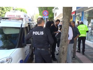 Elektrikli bisikletle kırmızı ışıkta geçti, biri bebek 4 kişi yaralandı