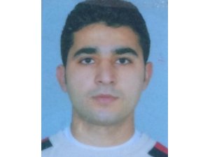 Oğlunu kurtarmak için canından oldu