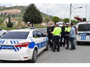 Malatya’da otomobil yayaya çarptı
