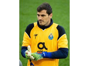 Iker Casillas, Porto idmanında kalp krizi geçirdi