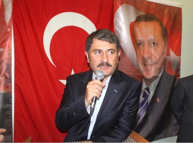 Pursaklar Belediye Başkanı Ayhan Yılmaz Görevinden İstifa Etti!