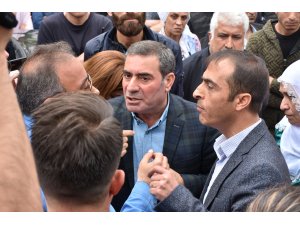 Polisten "bizi annelerle karşı karşıya getirmeyin" uyarısı